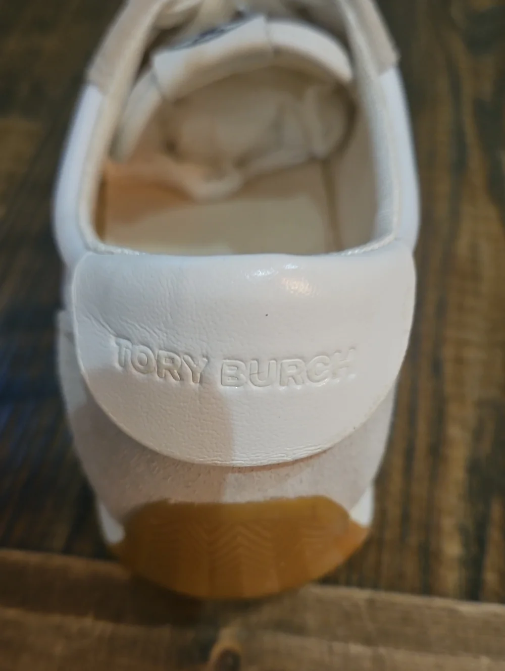 Tory Burch Hank Women'spSuede Low Top Sneakers Suede Size 7.5